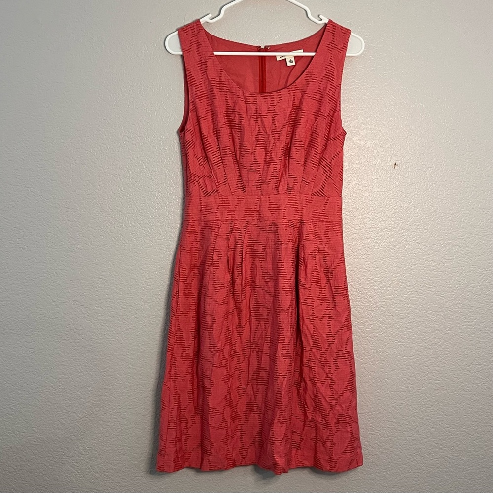 Banana Republic coral pink embossed textured A-line/shift office dress size 2
